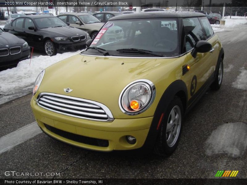Interchange Yellow / Grey/Carbon Black 2010 Mini Cooper Hardtop