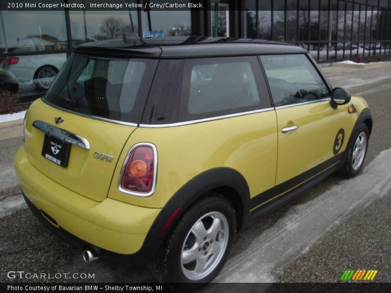 Interchange Yellow / Grey/Carbon Black 2010 Mini Cooper Hardtop