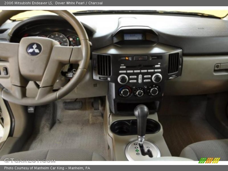 Dover White Pearl / Charcoal 2006 Mitsubishi Endeavor LS