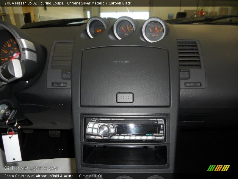 Chrome Silver Metallic / Carbon Black 2004 Nissan 350Z Touring Coupe