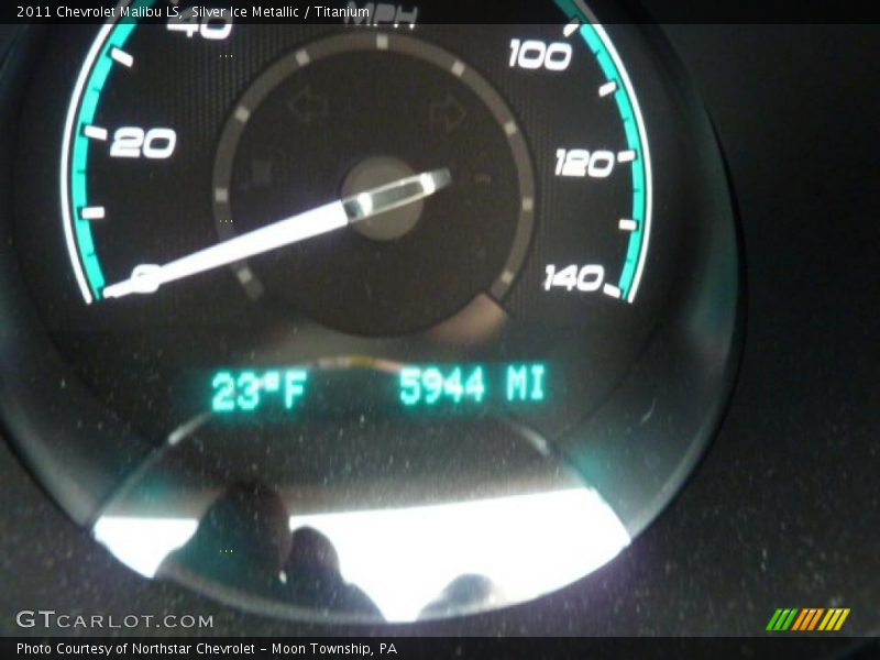 Silver Ice Metallic / Titanium 2011 Chevrolet Malibu LS