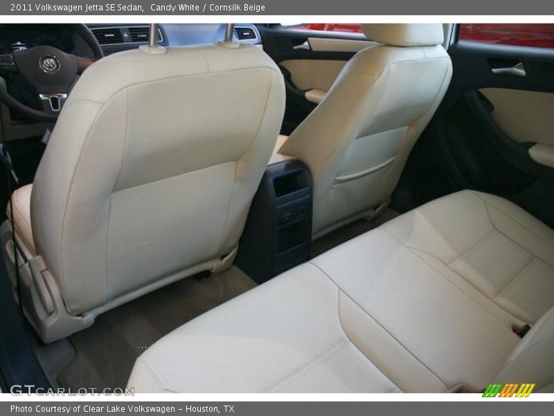 Candy White / Cornsilk Beige 2011 Volkswagen Jetta SE Sedan