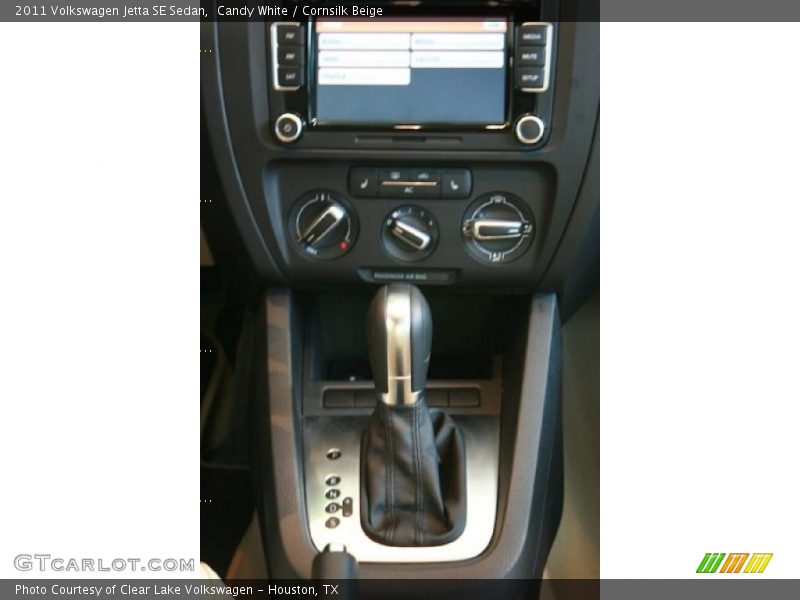  2011 Jetta SE Sedan 6 Speed Tiptronic Automatic Shifter