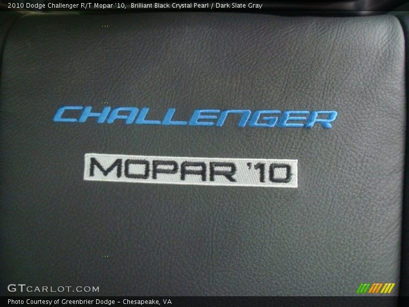  2010 Challenger R/T Mopar '10 Logo