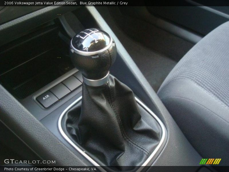  2006 Jetta Value Edition Sedan 5 Speed Manual Shifter