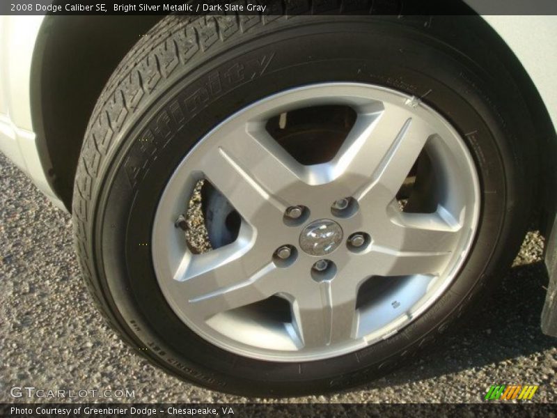 Bright Silver Metallic / Dark Slate Gray 2008 Dodge Caliber SE