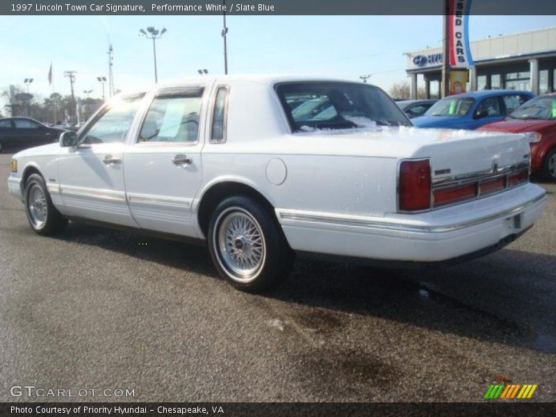 Performance White / Slate Blue 1997 Lincoln Town Car Signature