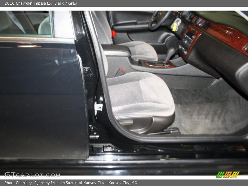 Black / Gray 2010 Chevrolet Impala LS
