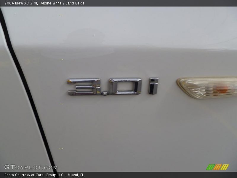 Alpine White / Sand Beige 2004 BMW X3 3.0i