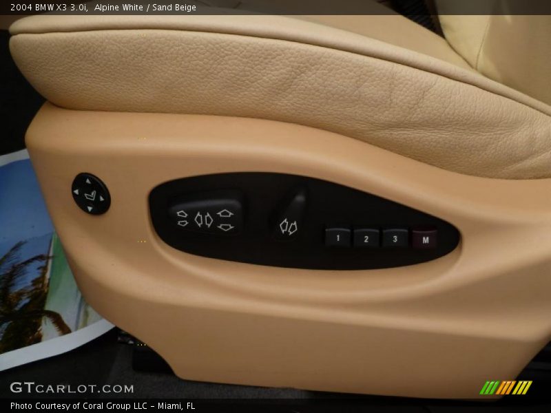 Alpine White / Sand Beige 2004 BMW X3 3.0i