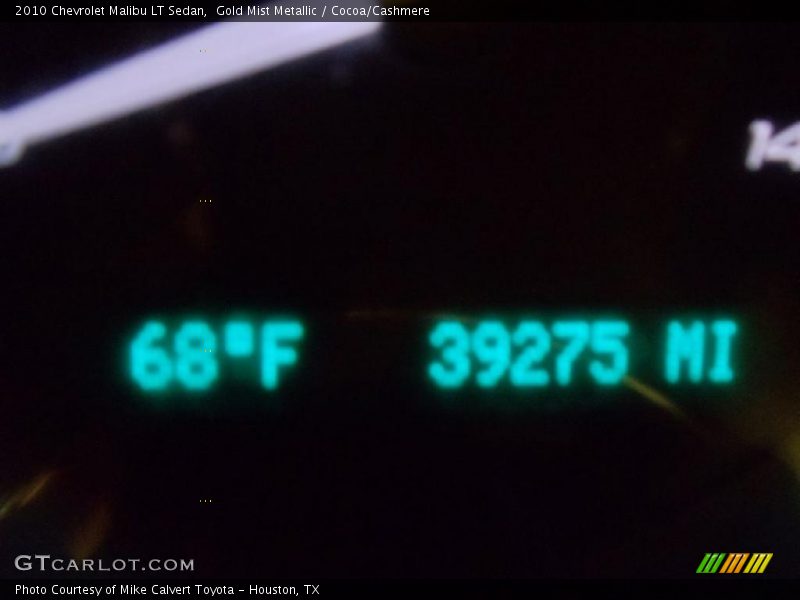Gold Mist Metallic / Cocoa/Cashmere 2010 Chevrolet Malibu LT Sedan