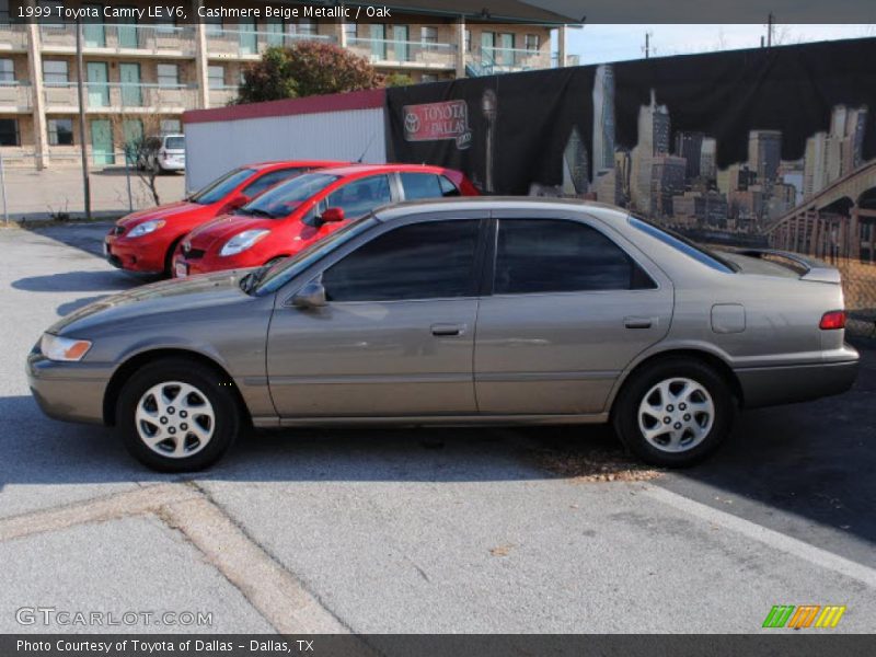 Cashmere Beige Metallic / Oak 1999 Toyota Camry LE V6