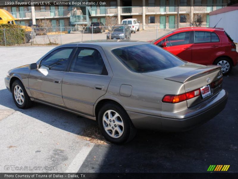 Cashmere Beige Metallic / Oak 1999 Toyota Camry LE V6
