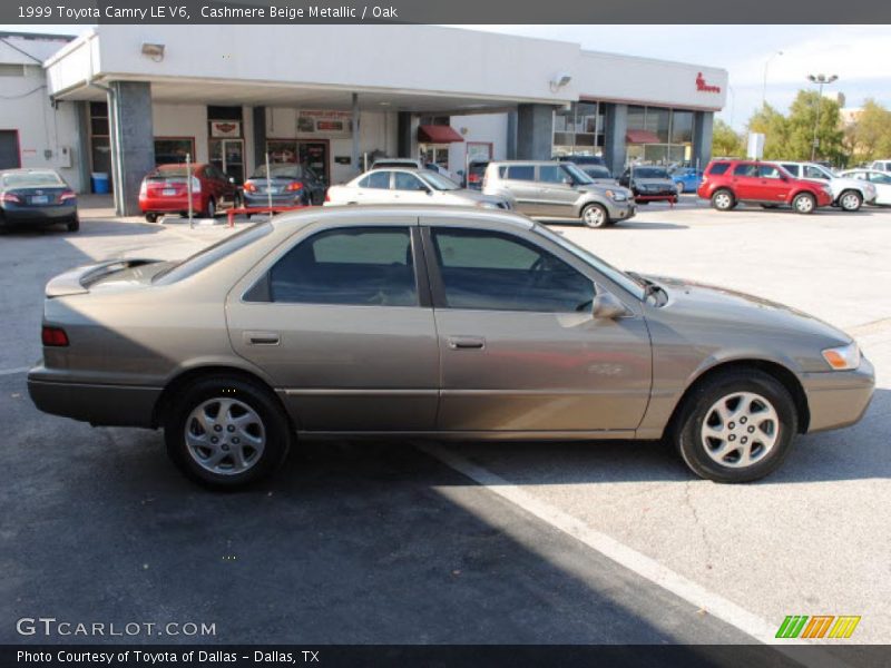 Cashmere Beige Metallic / Oak 1999 Toyota Camry LE V6