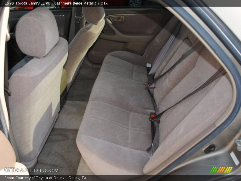 Cashmere Beige Metallic / Oak 1999 Toyota Camry LE V6