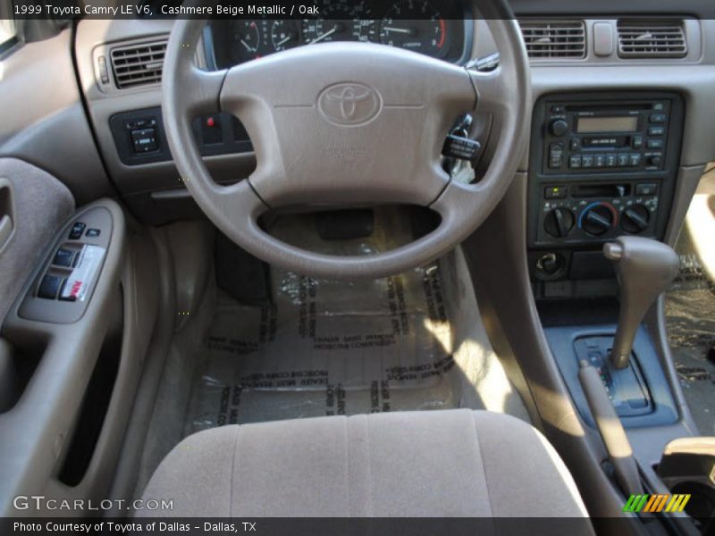 Cashmere Beige Metallic / Oak 1999 Toyota Camry LE V6