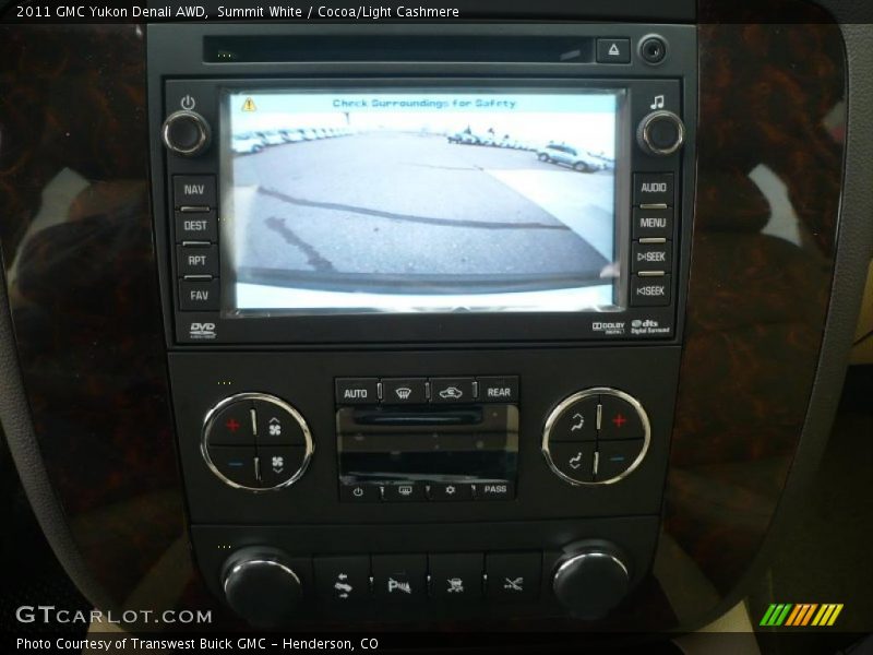 Summit White / Cocoa/Light Cashmere 2011 GMC Yukon Denali AWD