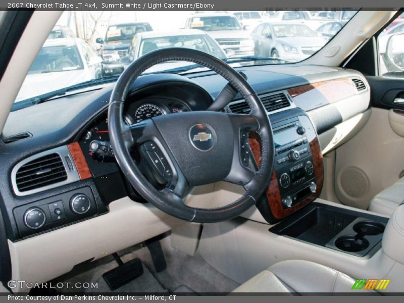 Summit White / Light Cashmere/Ebony 2007 Chevrolet Tahoe LT 4x4