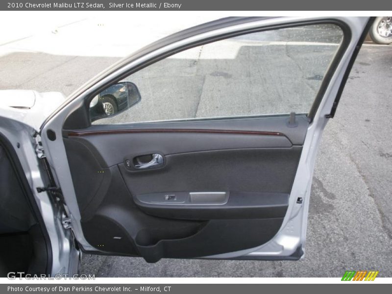 Silver Ice Metallic / Ebony 2010 Chevrolet Malibu LTZ Sedan