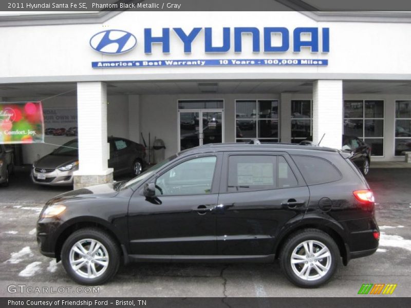 Phantom Black Metallic / Gray 2011 Hyundai Santa Fe SE