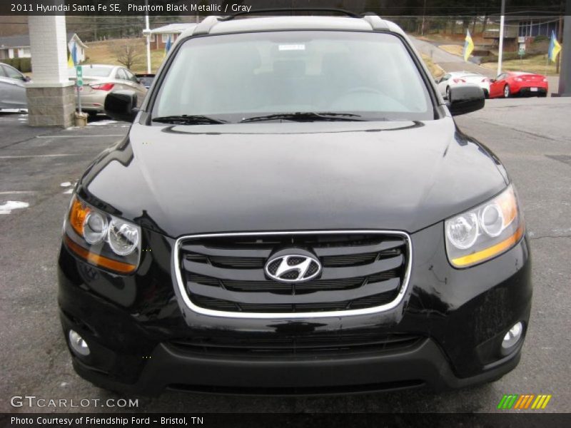 Phantom Black Metallic / Gray 2011 Hyundai Santa Fe SE