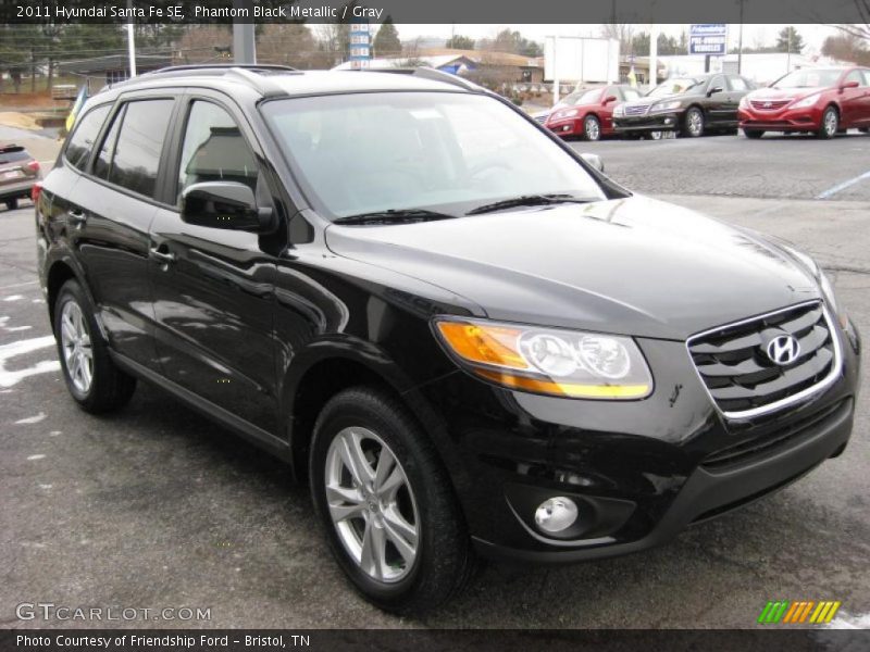 Phantom Black Metallic / Gray 2011 Hyundai Santa Fe SE