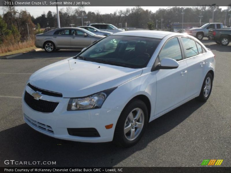 Summit White / Jet Black 2011 Chevrolet Cruze LT
