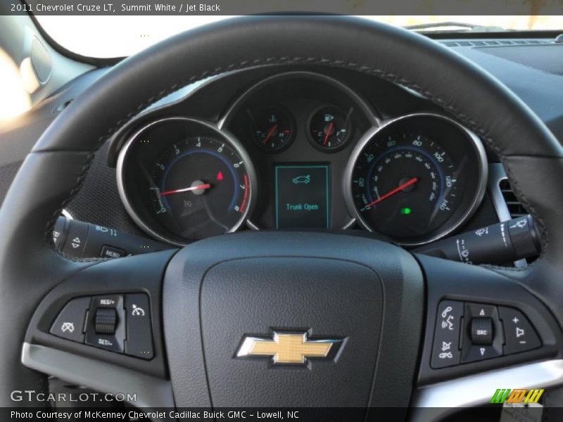 Summit White / Jet Black 2011 Chevrolet Cruze LT