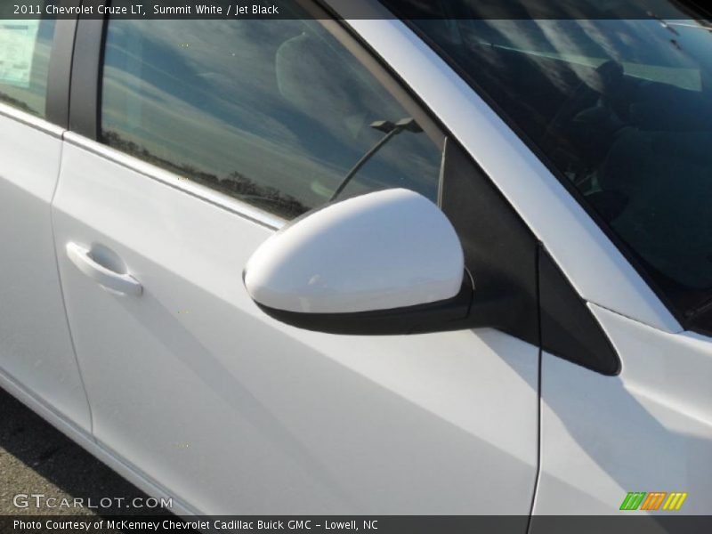 Summit White / Jet Black 2011 Chevrolet Cruze LT