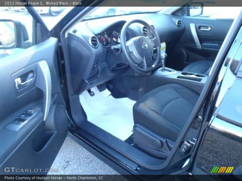 Wicked Black / Black 2011 Nissan Rogue S