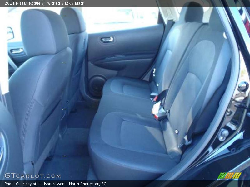 Wicked Black / Black 2011 Nissan Rogue S
