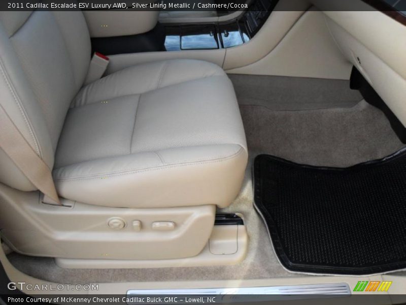 Silver Lining Metallic / Cashmere/Cocoa 2011 Cadillac Escalade ESV Luxury AWD