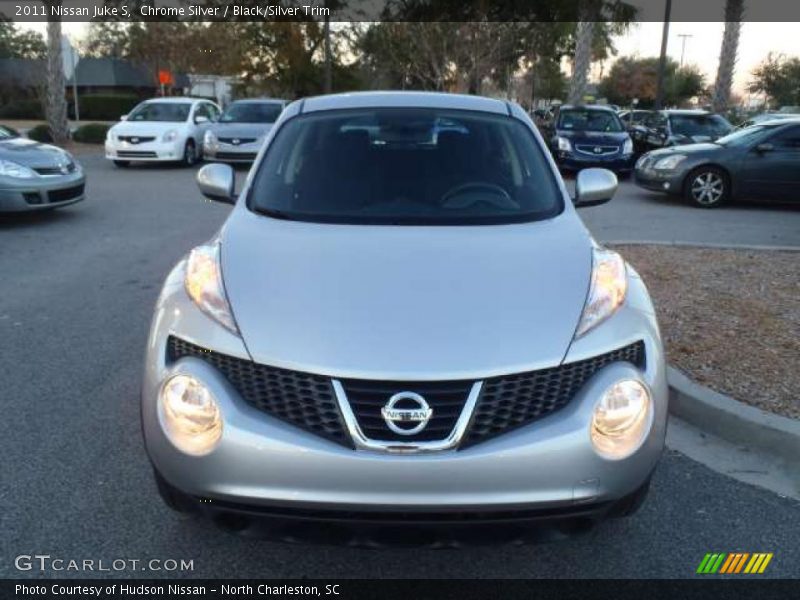 Chrome Silver / Black/Silver Trim 2011 Nissan Juke S
