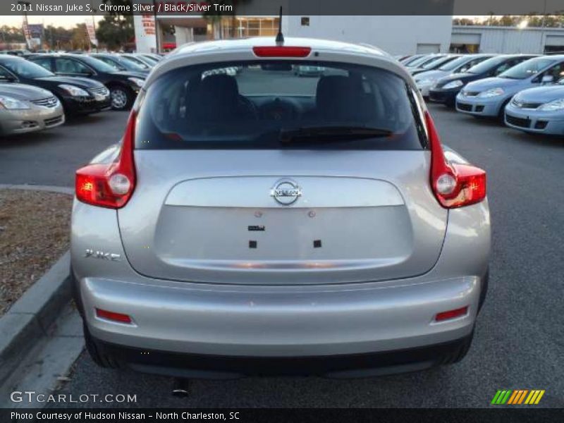 Chrome Silver / Black/Silver Trim 2011 Nissan Juke S