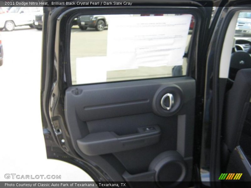 Brilliant Black Crystal Pearl / Dark Slate Gray 2011 Dodge Nitro Heat