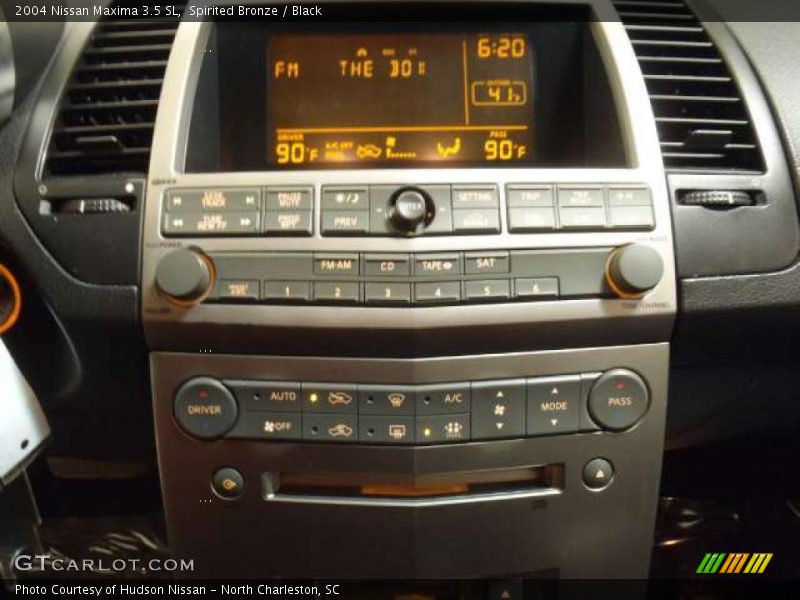 Spirited Bronze / Black 2004 Nissan Maxima 3.5 SL