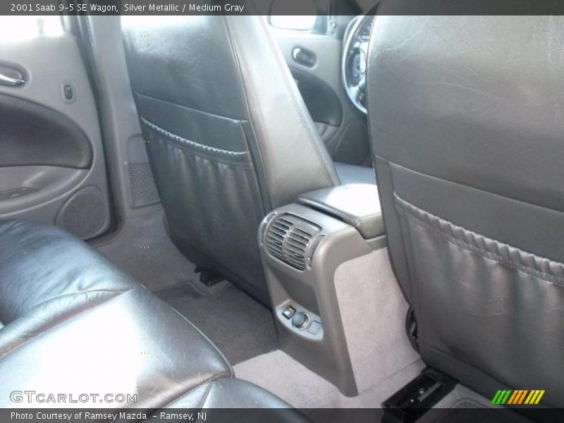 Silver Metallic / Medium Gray 2001 Saab 9-5 SE Wagon