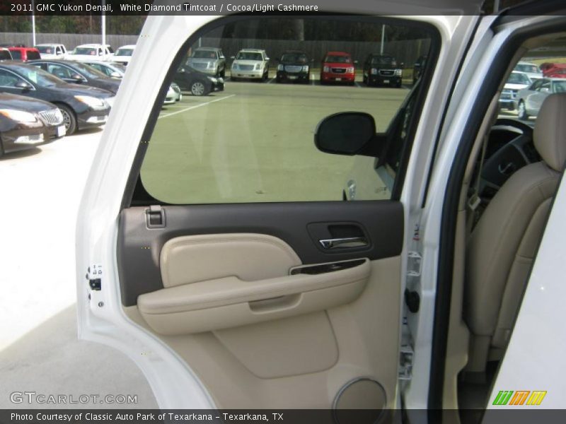 White Diamond Tintcoat / Cocoa/Light Cashmere 2011 GMC Yukon Denali