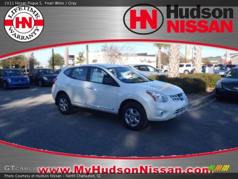 Pearl White / Gray 2011 Nissan Rogue S
