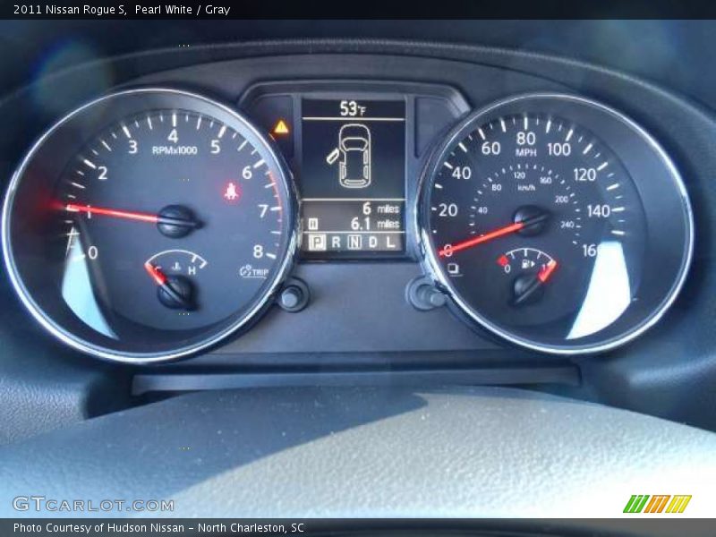 Pearl White / Gray 2011 Nissan Rogue S