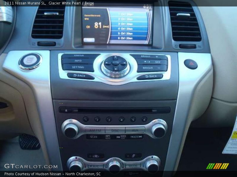 Glacier White Pearl / Beige 2011 Nissan Murano SL