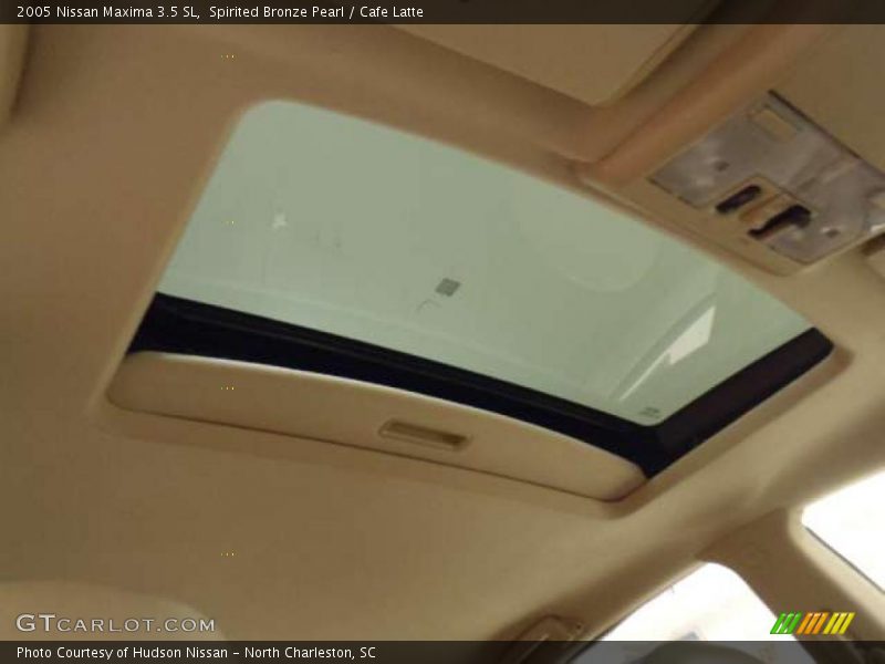 Spirited Bronze Pearl / Cafe Latte 2005 Nissan Maxima 3.5 SL