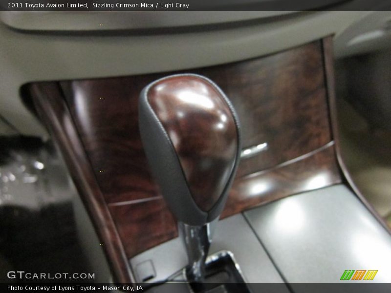 Sizzling Crimson Mica / Light Gray 2011 Toyota Avalon Limited