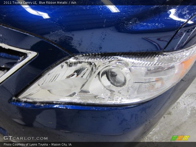 Blue Ribbon Metallic / Ash 2011 Toyota Camry LE