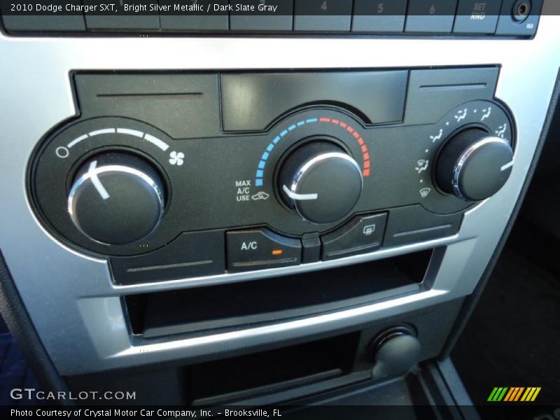Bright Silver Metallic / Dark Slate Gray 2010 Dodge Charger SXT