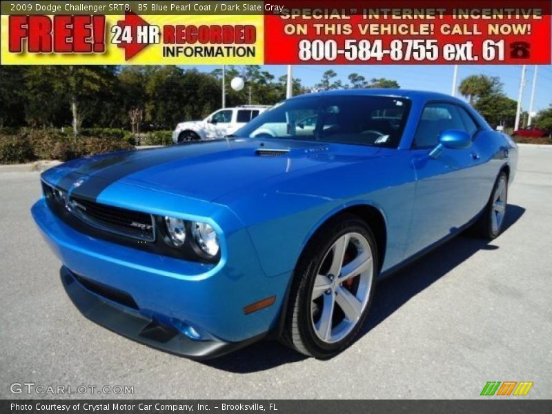 B5 Blue Pearl Coat / Dark Slate Gray 2009 Dodge Challenger SRT8