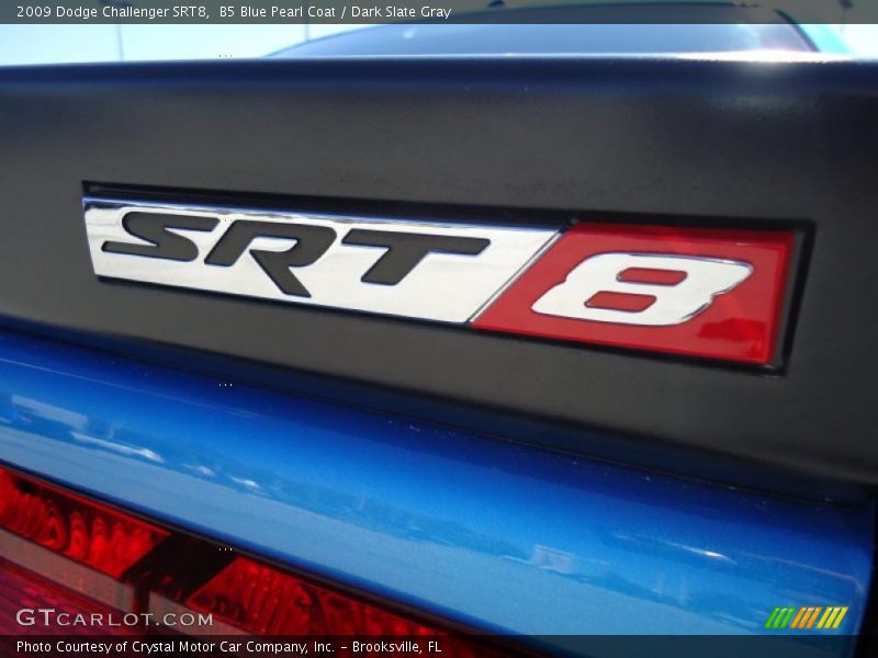 B5 Blue Pearl Coat / Dark Slate Gray 2009 Dodge Challenger SRT8