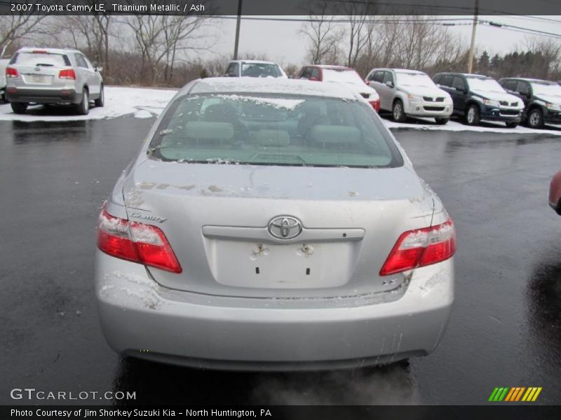 Titanium Metallic / Ash 2007 Toyota Camry LE