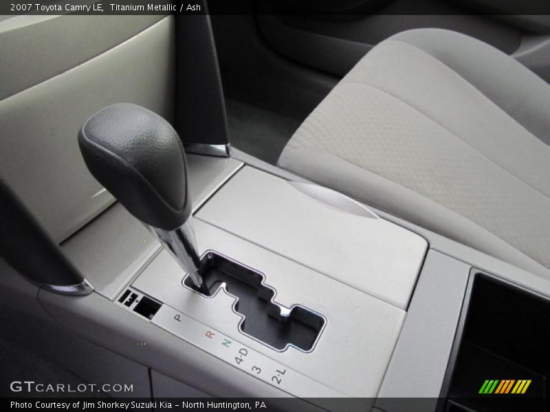 Titanium Metallic / Ash 2007 Toyota Camry LE