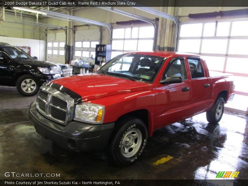 Flame Red / Medium Slate Gray 2006 Dodge Dakota ST Quad Cab 4x4